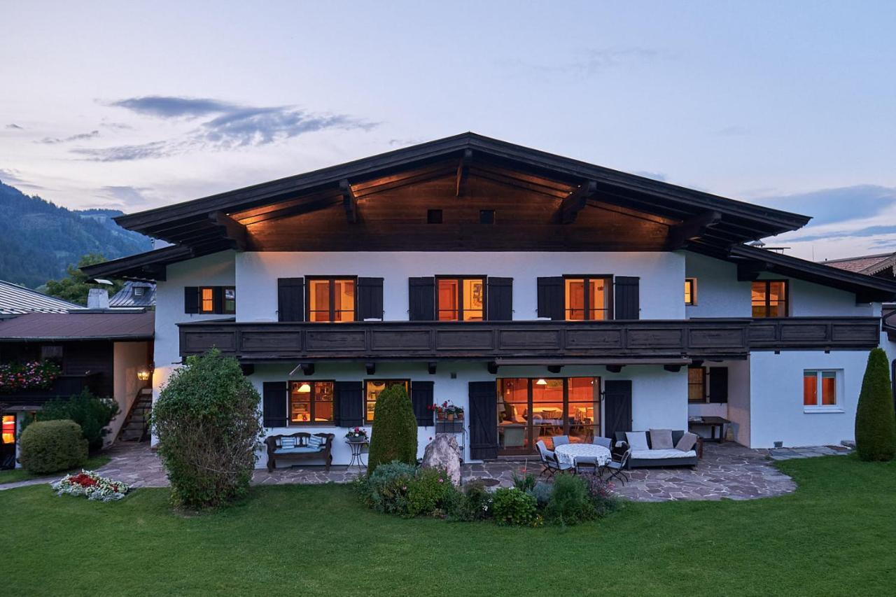 Pension Landhaus Gasteiger Kitzbühel Dış mekan fotoğraf