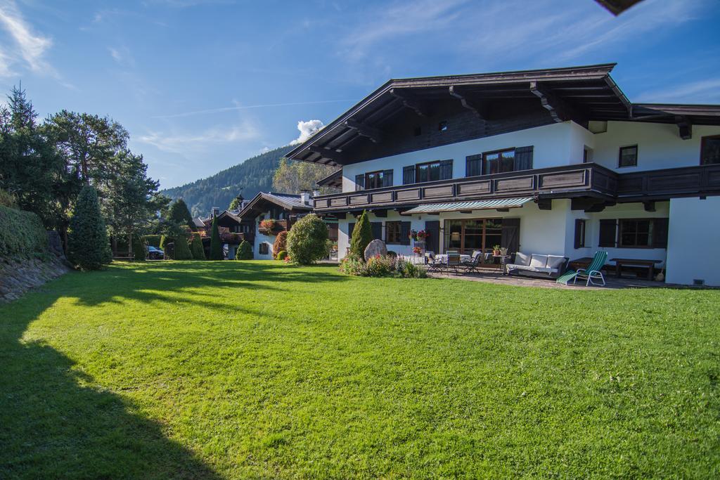 Pension Landhaus Gasteiger Kitzbühel Dış mekan fotoğraf