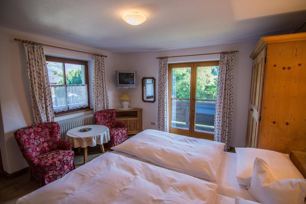 Pension Landhaus Gasteiger Kitzbühel Dış mekan fotoğraf